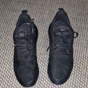 Men's Nike Air 270 Black Sneakers Size 11.5